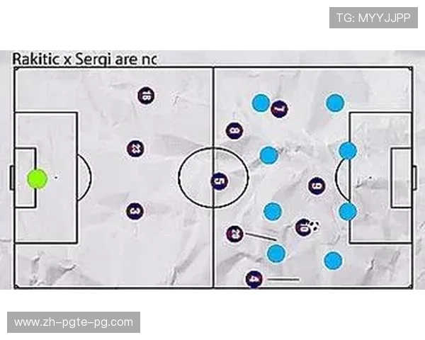隐形指挥官:前腰球员的无球跑动与战术牵引力研究 隐形指挥官:前腰球员的无球跑动与战术牵引力研究